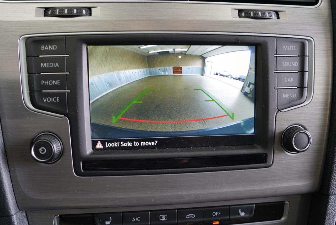 Volkswagen Golf 4dr HB Auto TSI S 2016