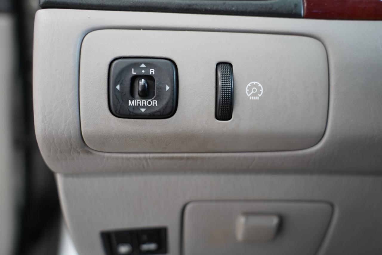 Lexus ES 300 4dr Sdn 2003