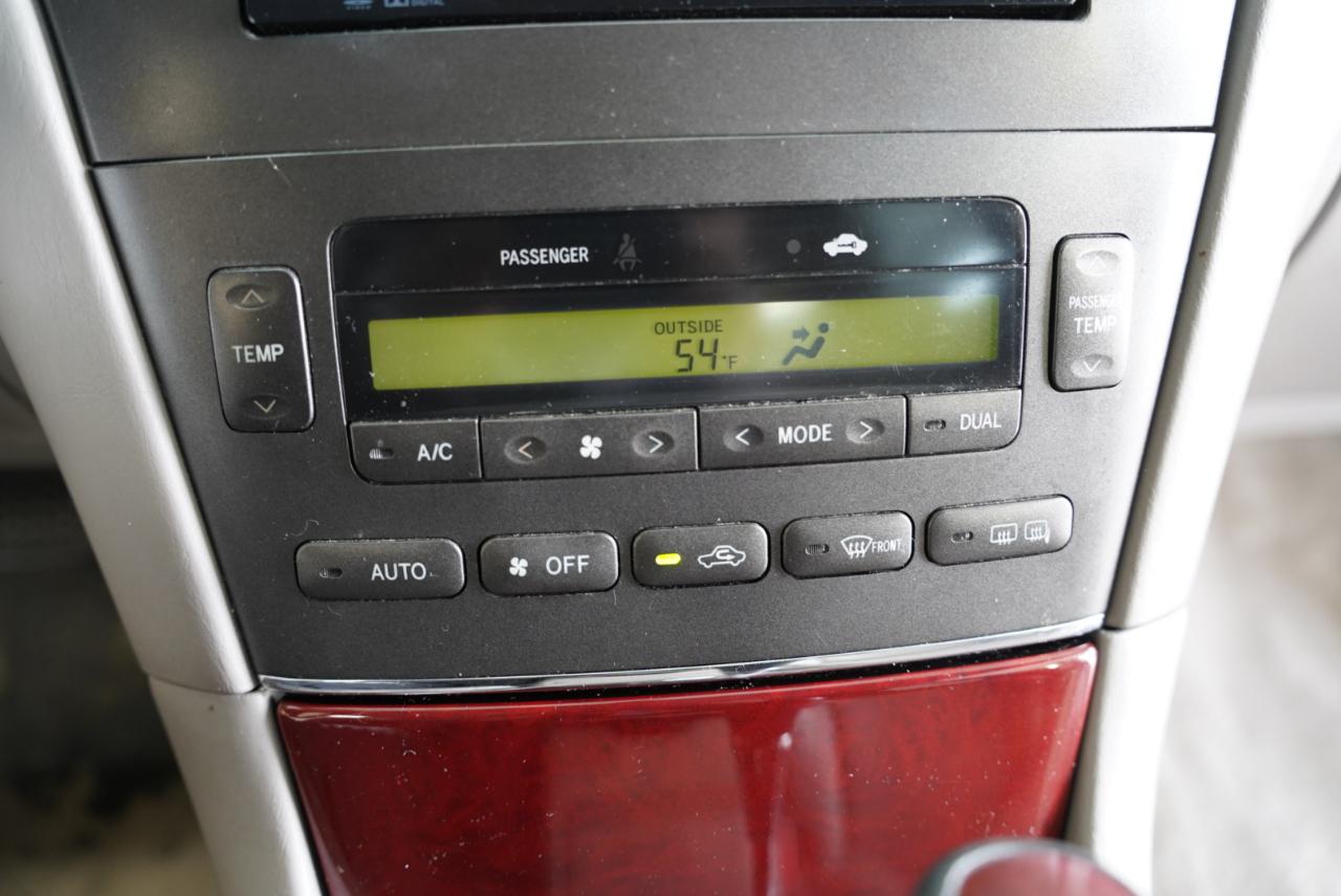 Lexus ES 300 4dr Sdn 2003