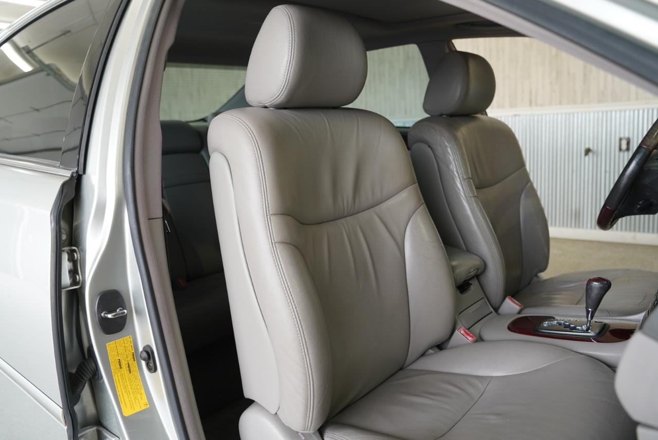 Lexus ES 300 4dr Sdn 2003