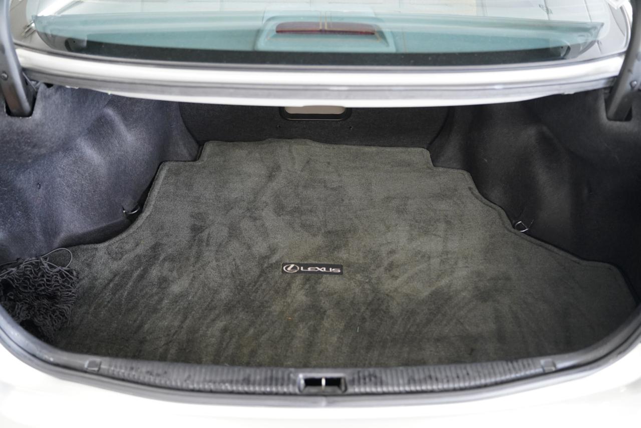 Lexus ES 300 4dr Sdn 2003