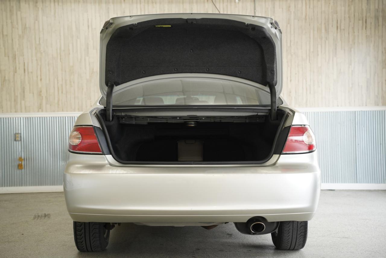 Lexus ES 300 4dr Sdn 2003