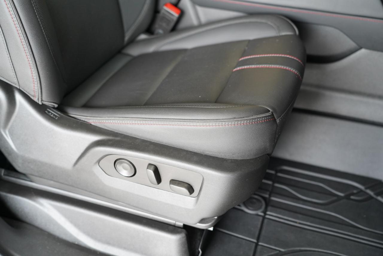 Chevrolet Tahoe 4WD 4dr RST 2022