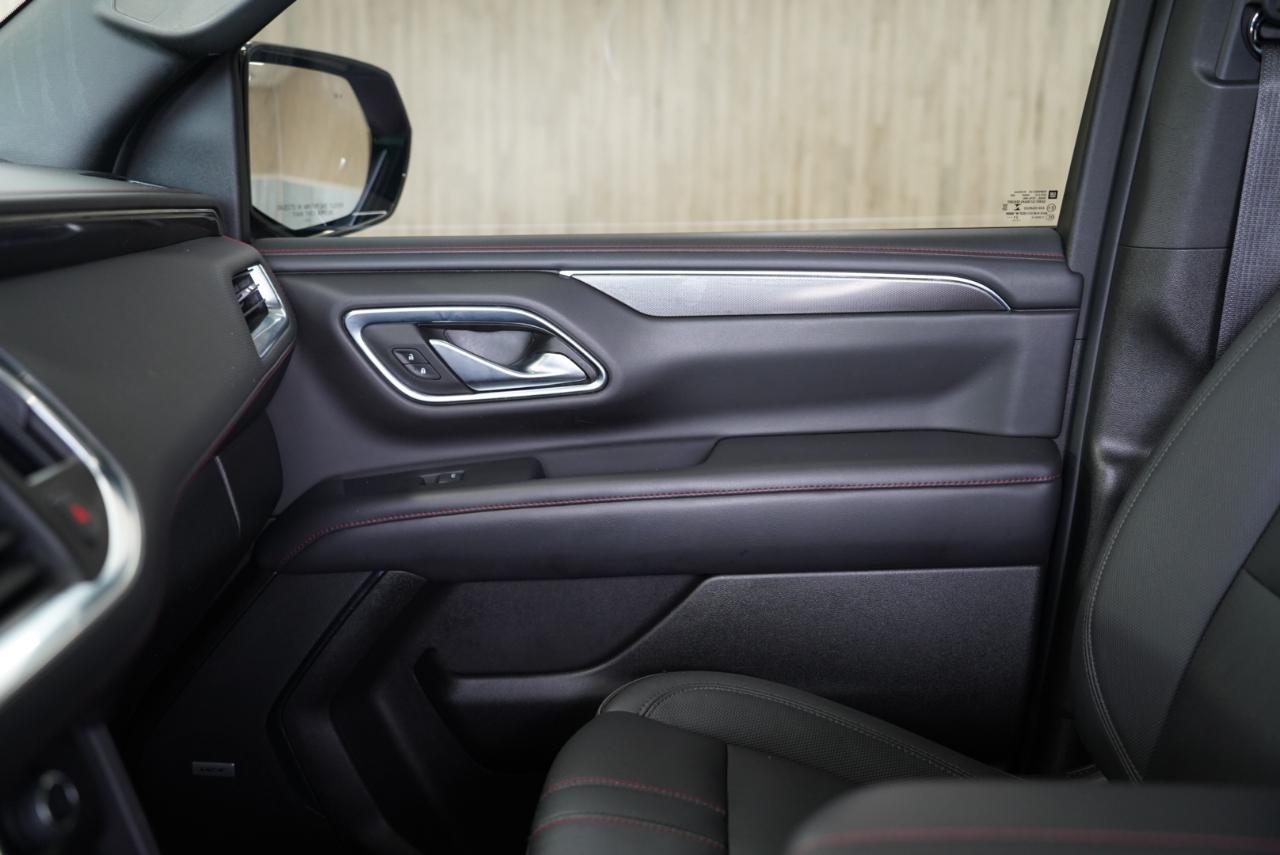 Chevrolet Tahoe 4WD 4dr RST 2022