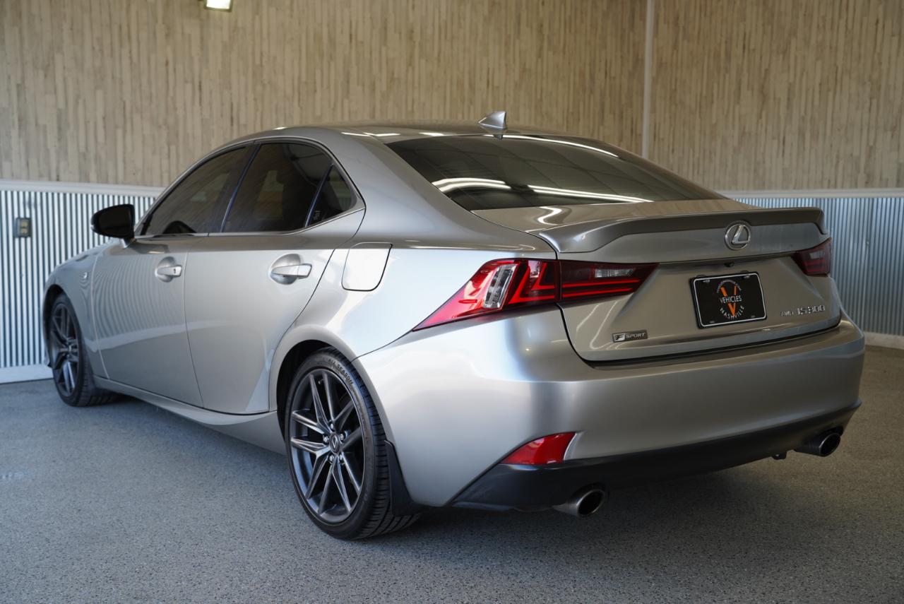 Lexus IS 300  2016