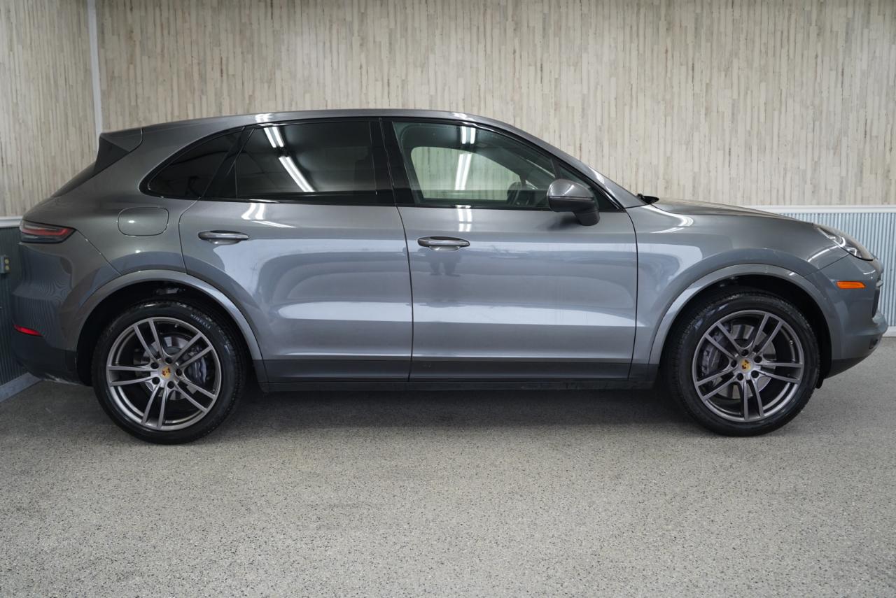 Porsche Cayenne AWD 2021