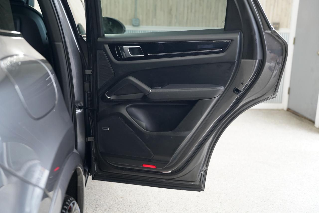 Porsche Cayenne AWD 2021