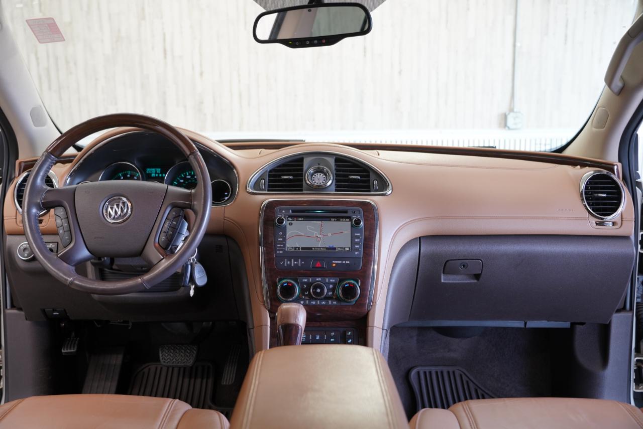 Buick Enclave FWD 4dr Leather 2016