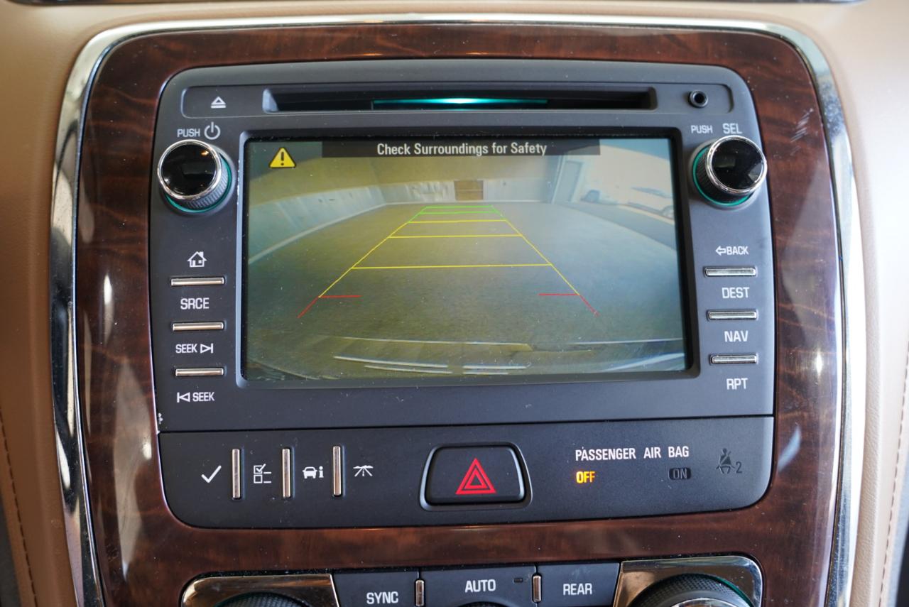 Buick Enclave FWD 4dr Leather 2016