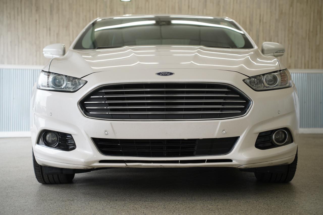 Ford Fusion 4dr Sdn Titanium FWD 2015