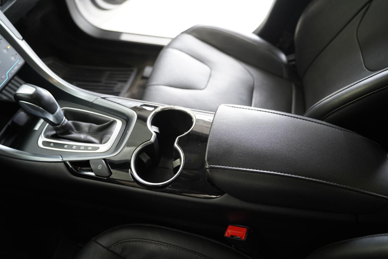 Ford Fusion 4dr Sdn Titanium FWD 2015