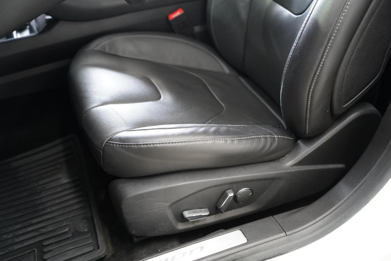 Ford Fusion 4dr Sdn Titanium FWD 2015