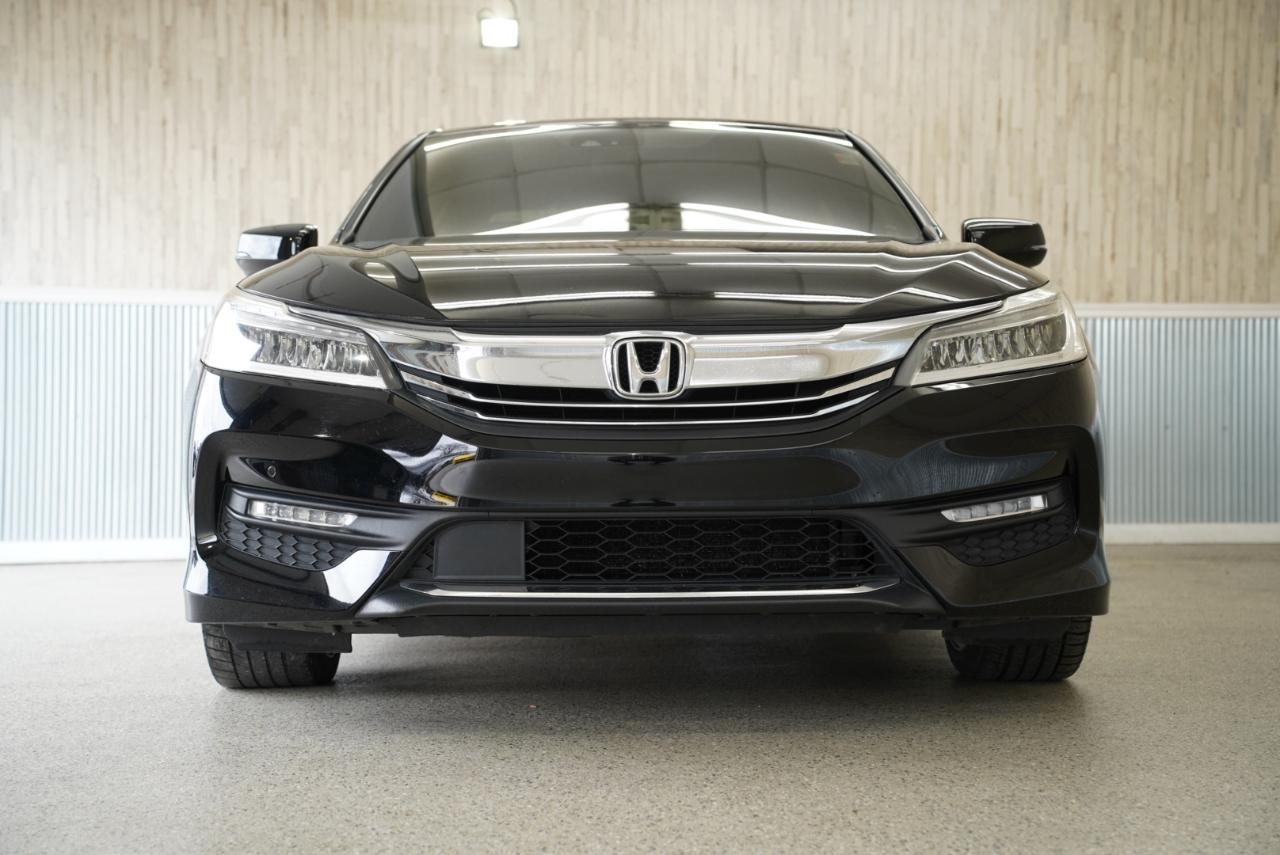Honda Accord Sedan Touring Auto 2017