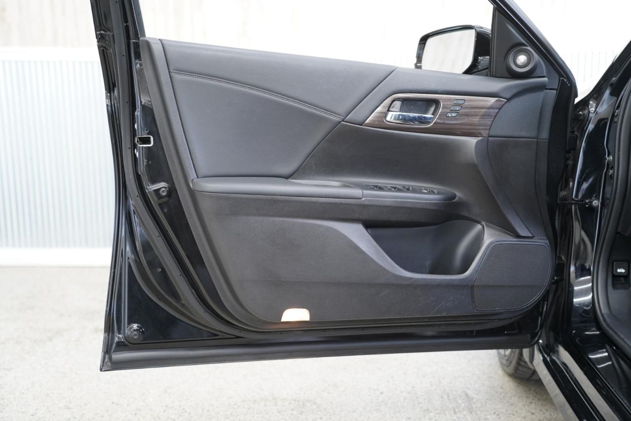 Honda Accord Sedan Touring Auto 2017