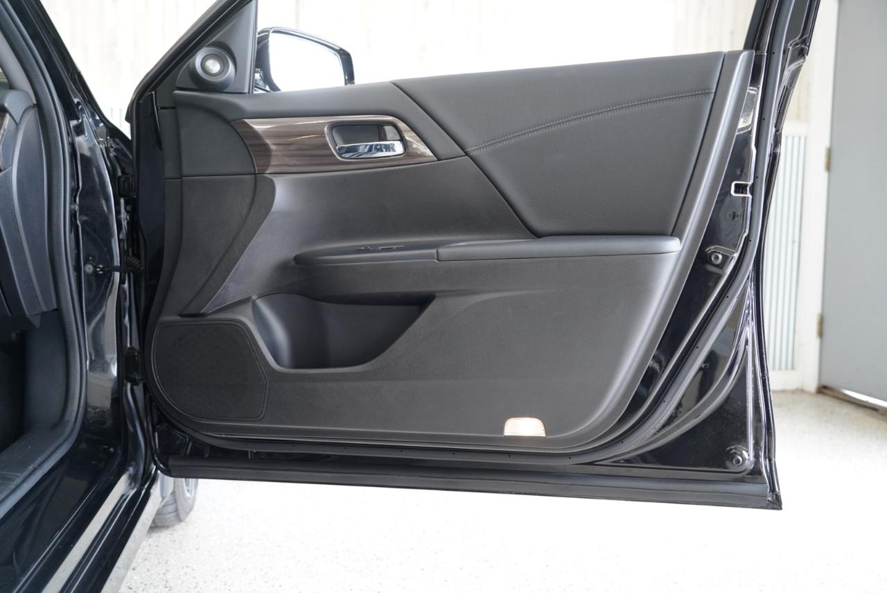 Honda Accord Sedan Touring Auto 2017