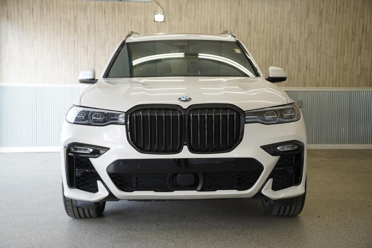 BMW X7  2020