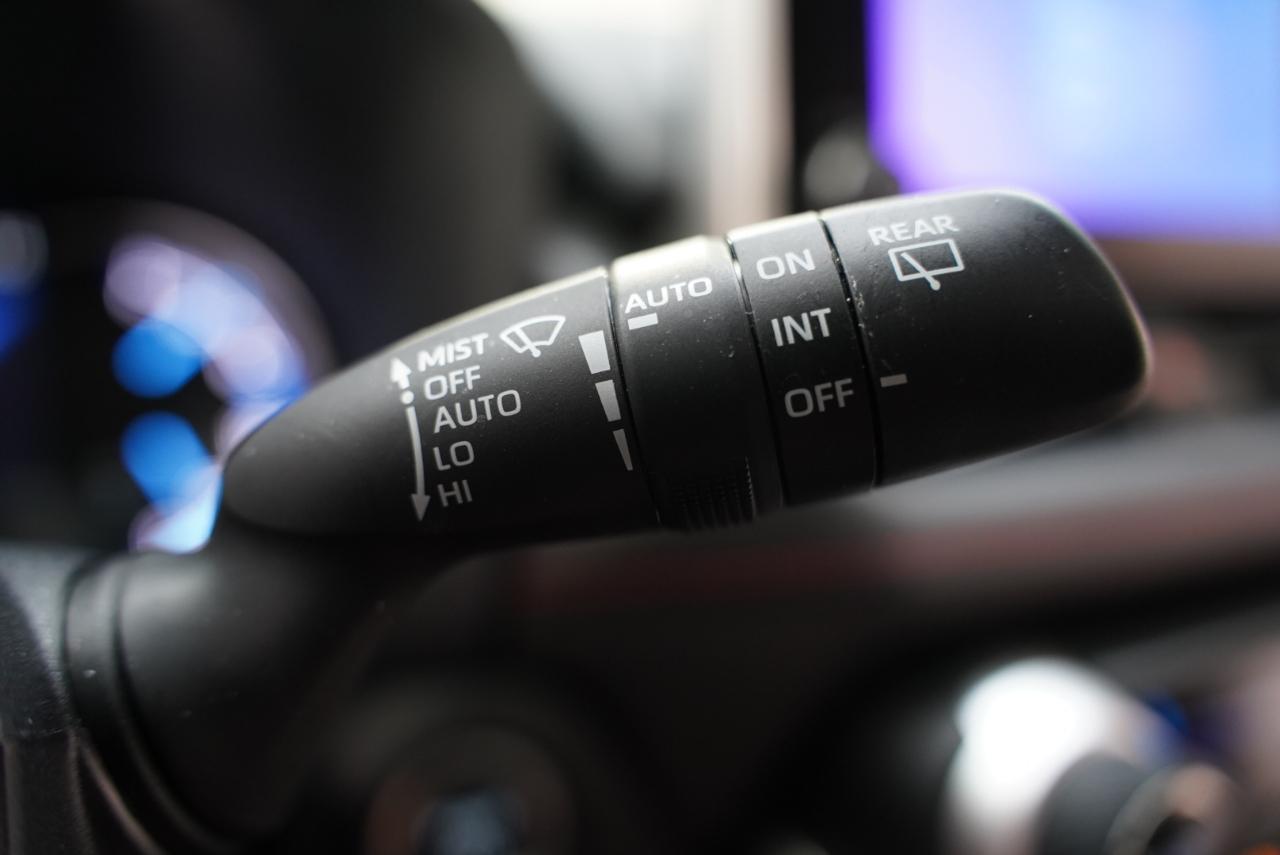 Toyota RAV4 Prime SE (Natl) 2023