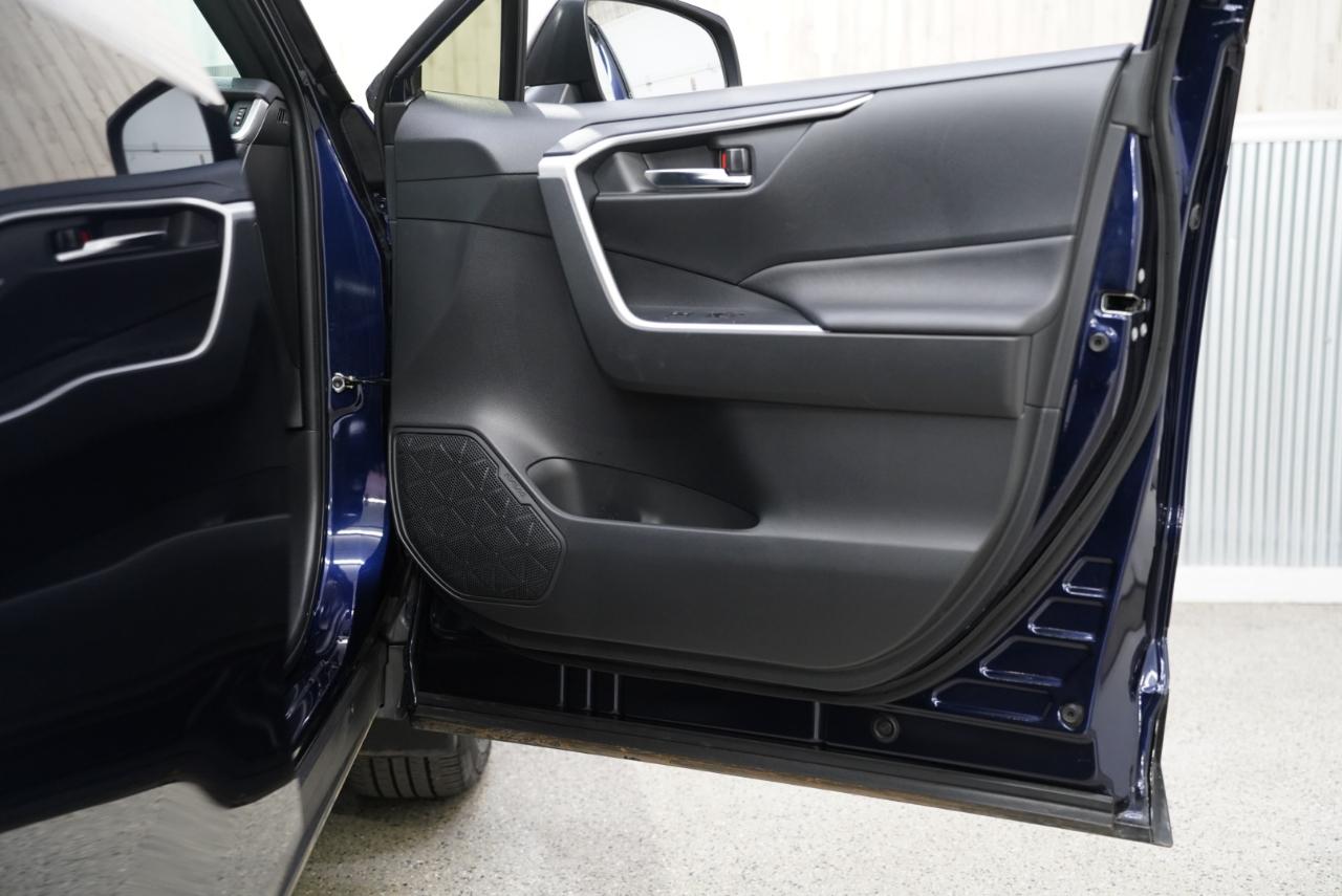 Toyota RAV4 Prime SE (Natl) 2023