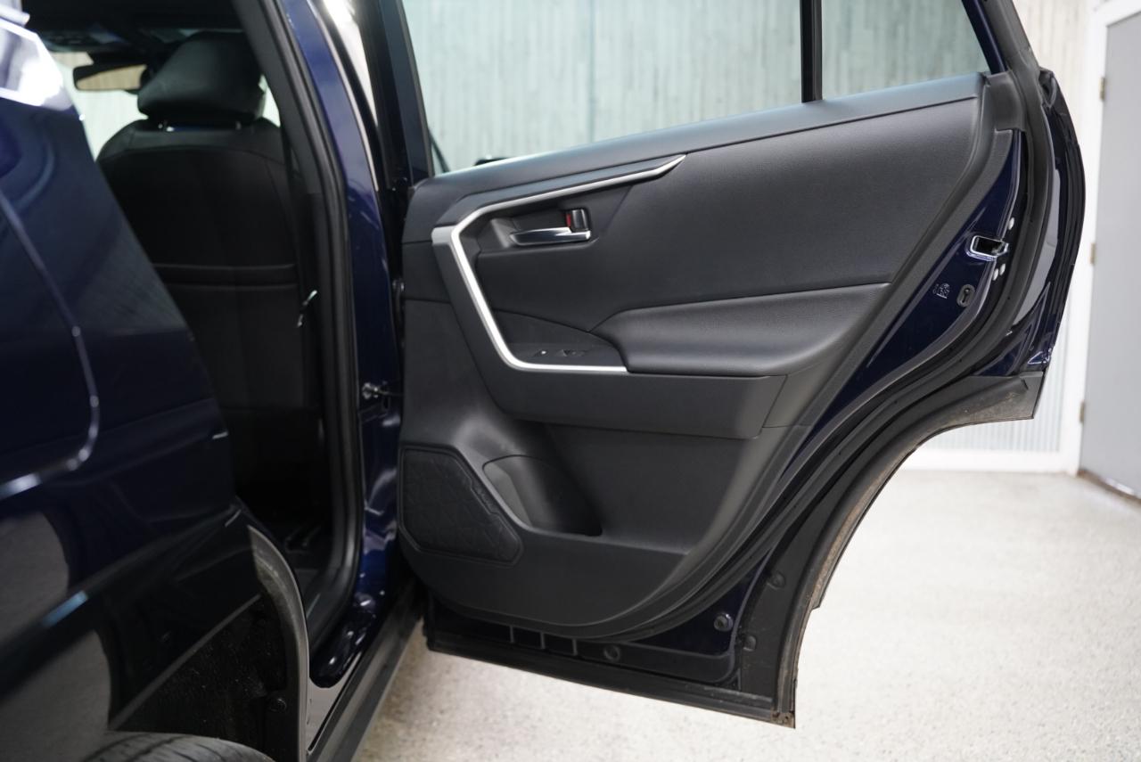 Toyota RAV4 Prime SE (Natl) 2023