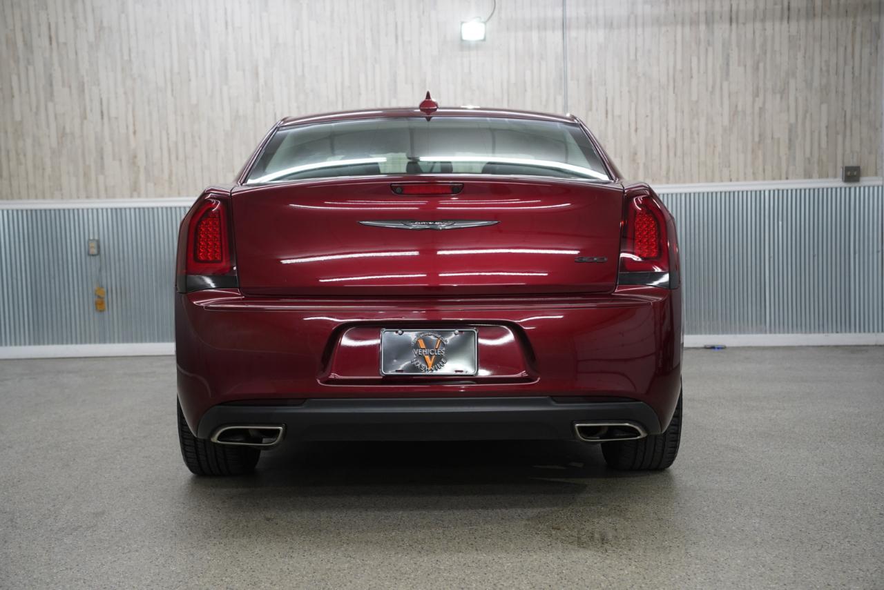 Chrysler 300 Touring RWD 2020