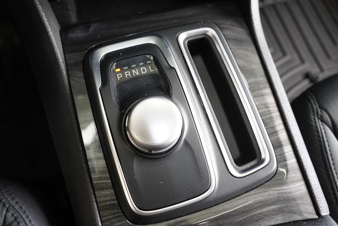 Chrysler 300 Touring RWD 2020