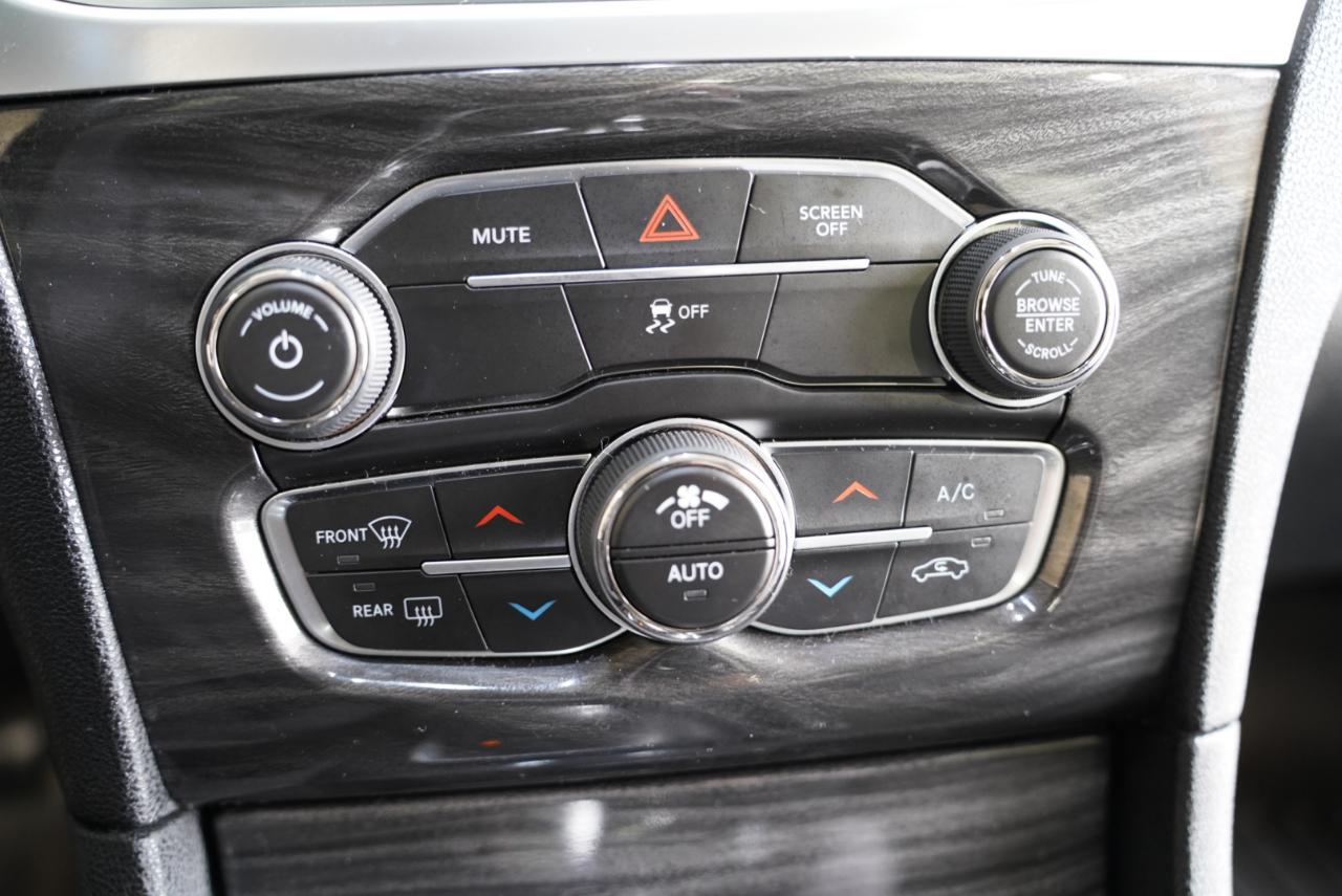 Chrysler 300 Touring RWD 2020