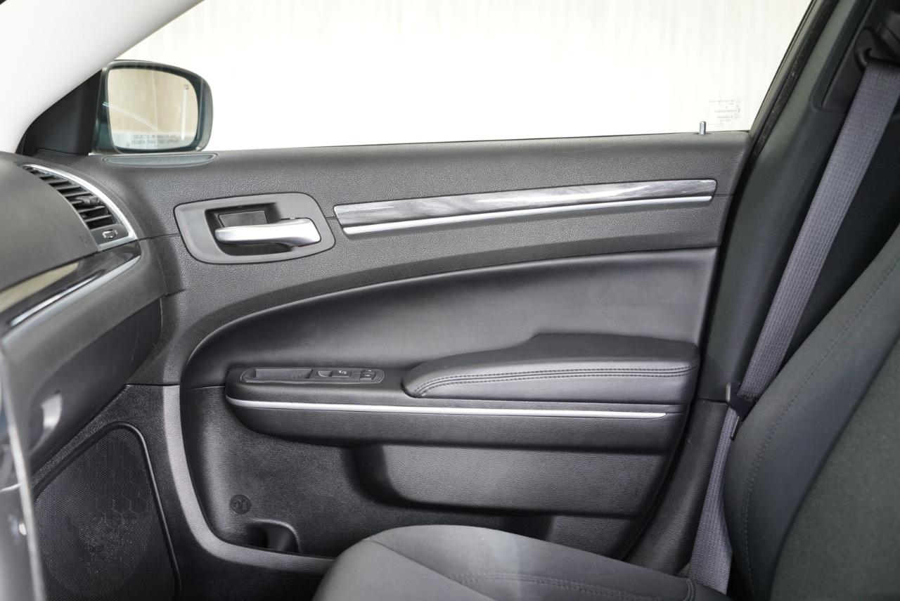 Chrysler 300 Touring RWD 2020