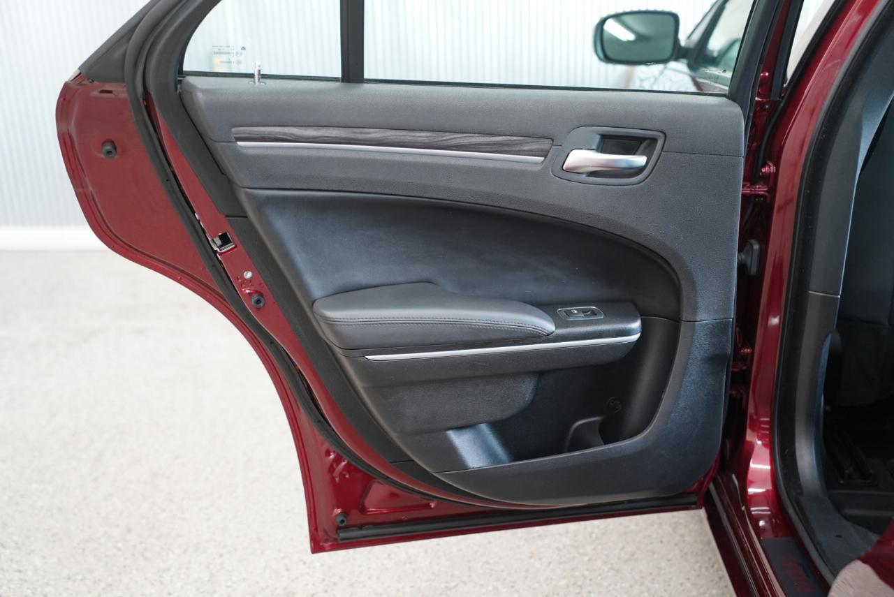 Chrysler 300 Touring RWD 2020