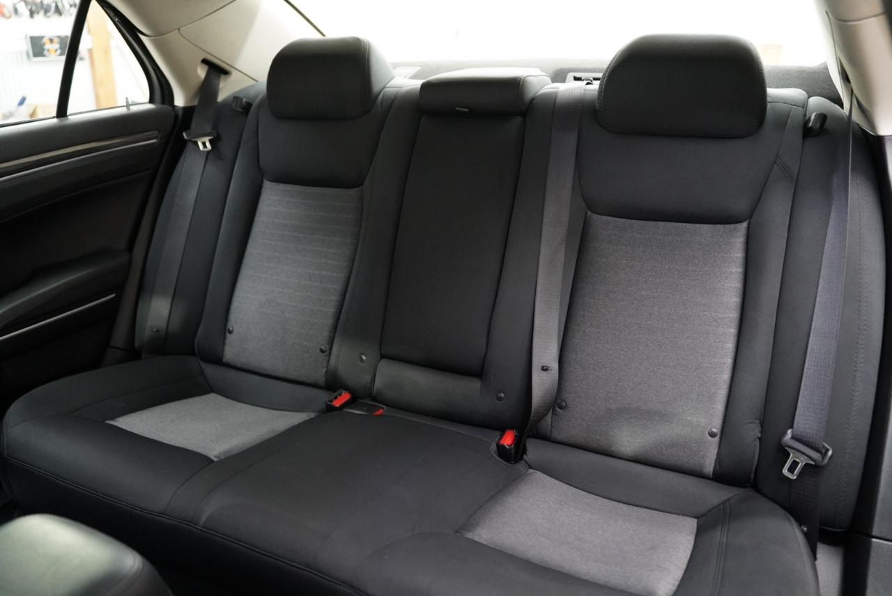 Chrysler 300 Touring RWD 2020