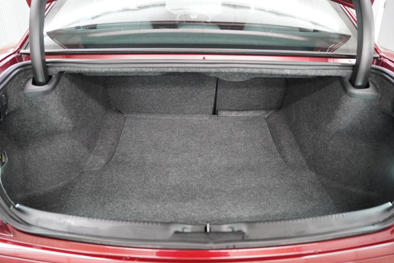 Chrysler 300 Touring RWD 2020