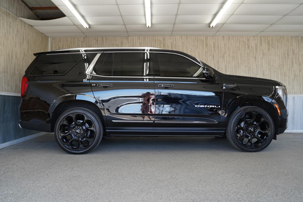 GMC Yukon 4WD 4dr Denali Ultimate 2025