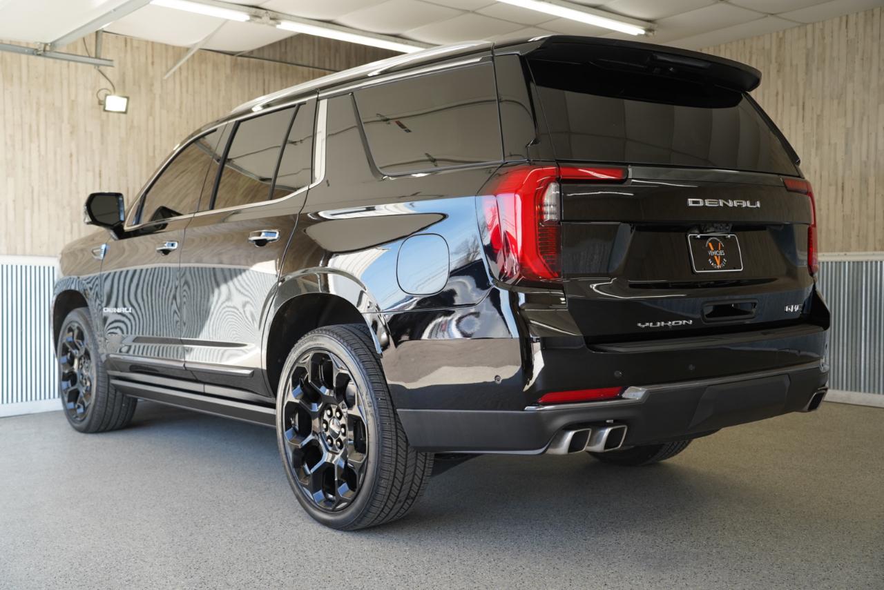 GMC Yukon 4WD 4dr Denali Ultimate 2025