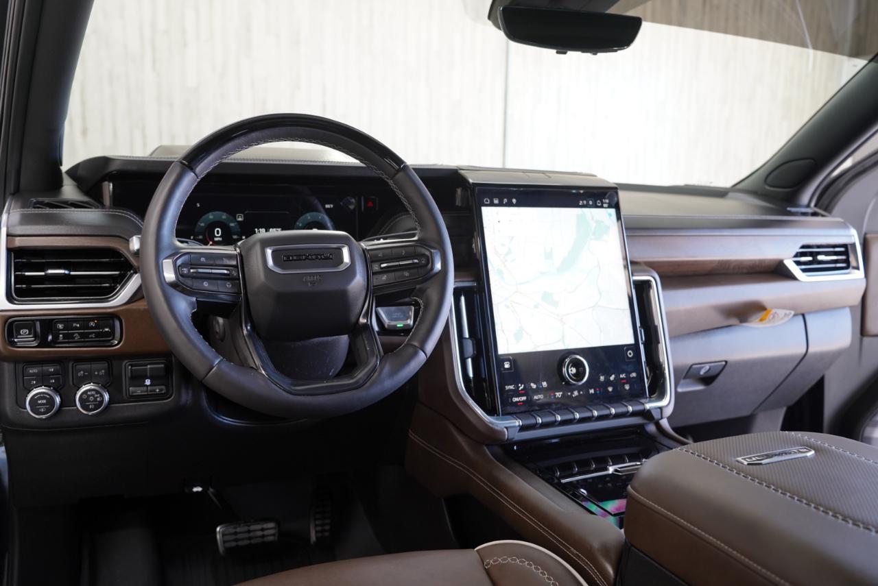 GMC Yukon 4WD 4dr Denali Ultimate 2025