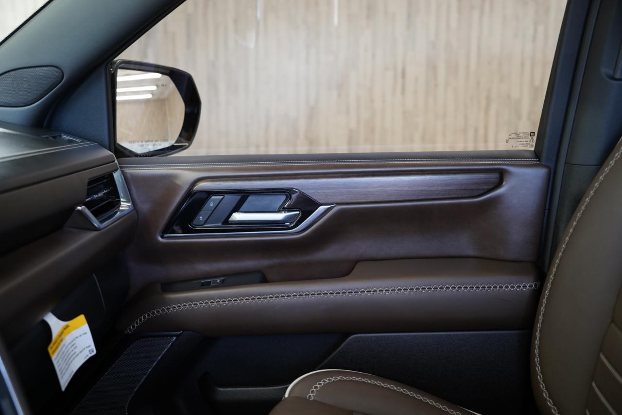 GMC Yukon 4WD 4dr Denali Ultimate 2025