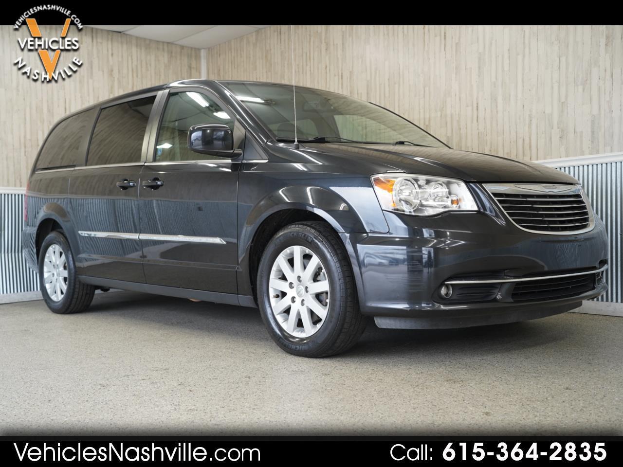 2016 Chrysler Town & Country Touring