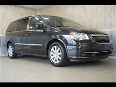 2016 Chrysler Town & Country 