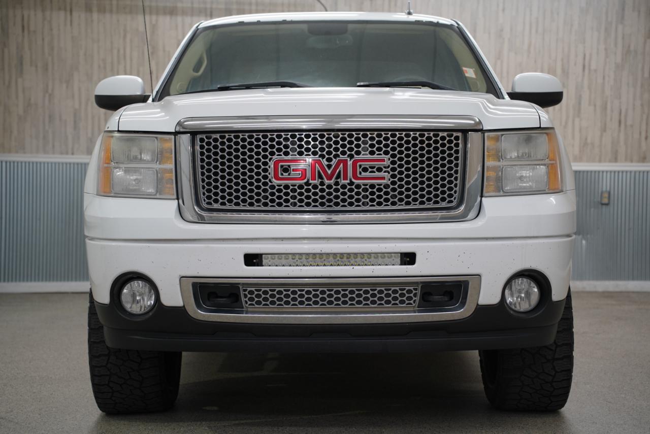 GMC Sierra 1500  2011