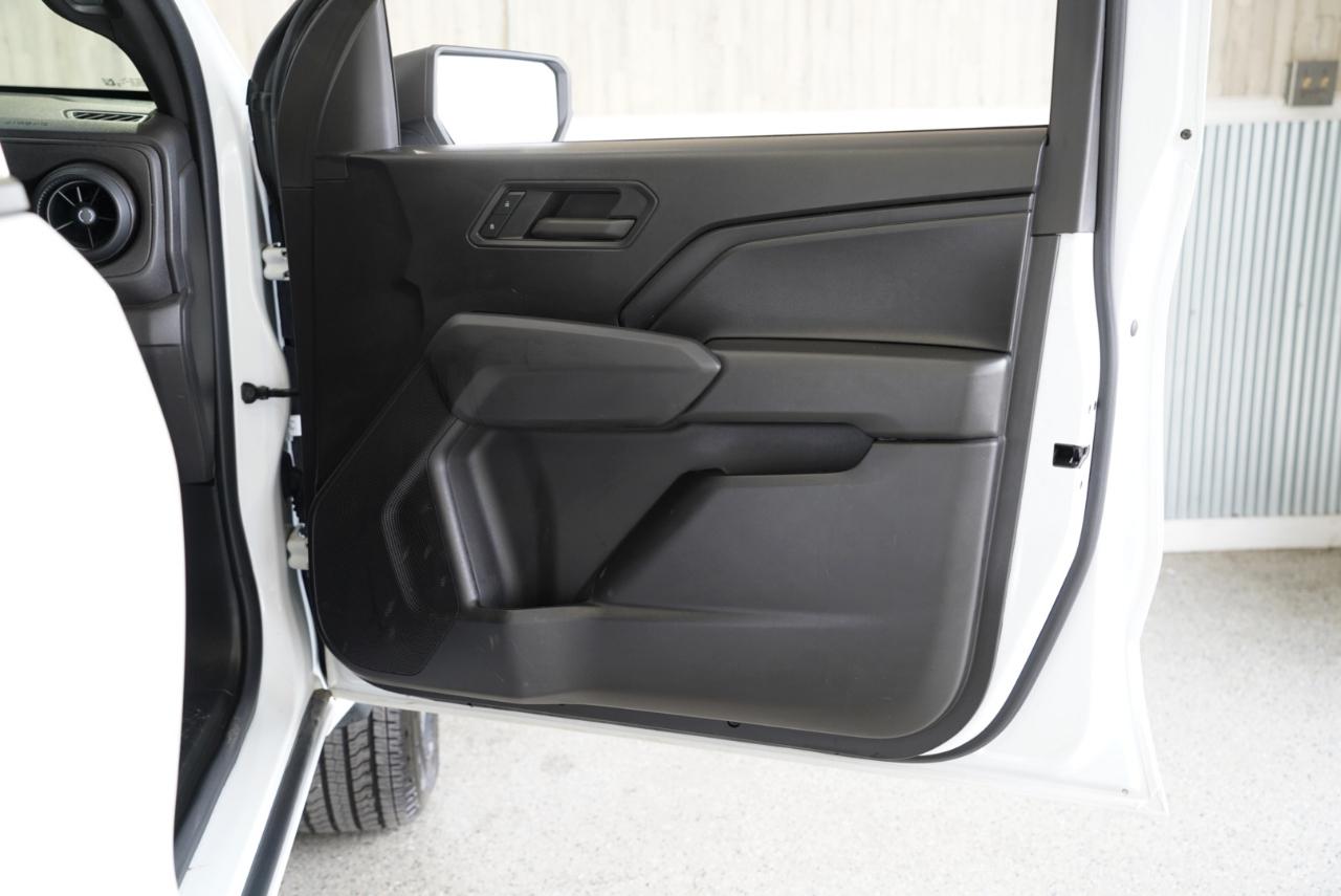 Chevrolet Colorado 2WD Crew Cab WT 2024