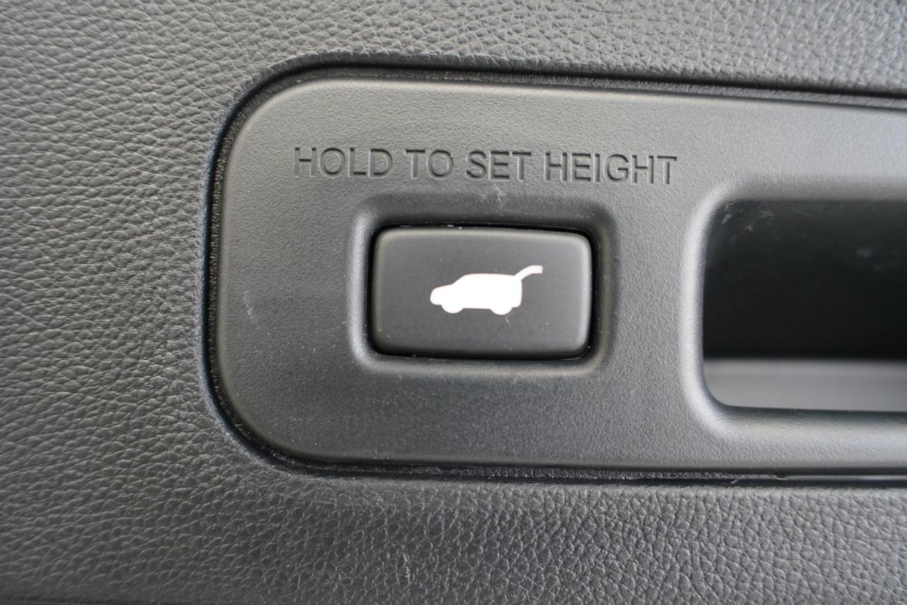 Acura MDX SH-AWD w/Advance Package 2023