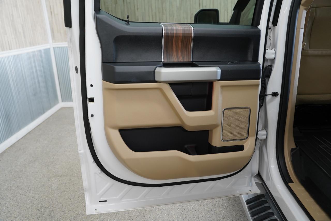 Ford F-150 Platinum 4WD SuperCrew 5.5' Box 2017