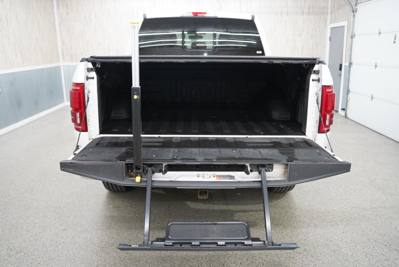 Ford F-150 Platinum 4WD SuperCrew 5.5' Box 2017