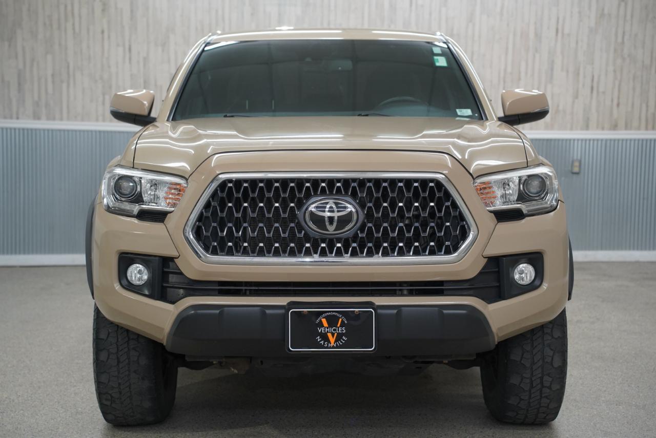 Toyota Tacoma  2018