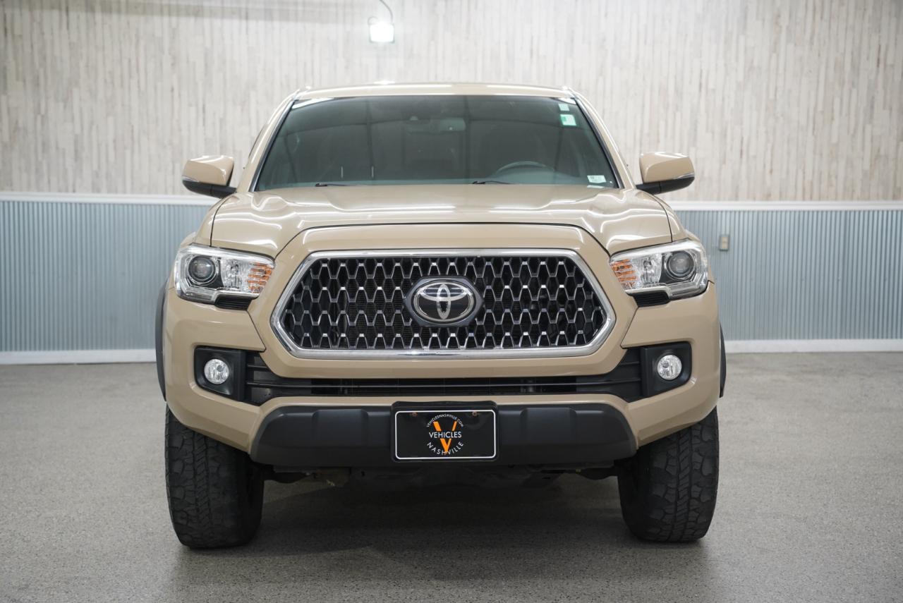 Toyota Tacoma  2018