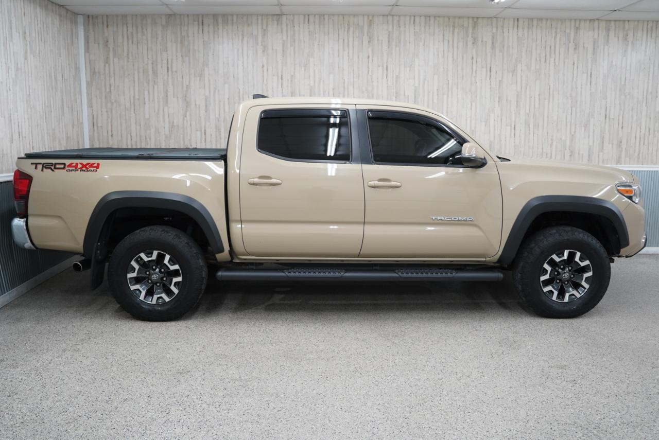 Toyota Tacoma  2018