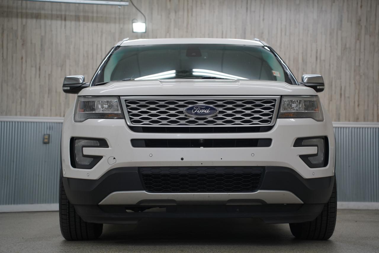 Ford Explorer 4WD 4dr Platinum 2016