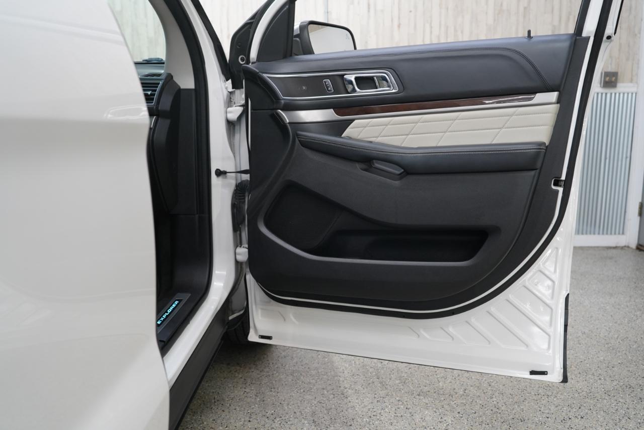 Ford Explorer 4WD 4dr Platinum 2016