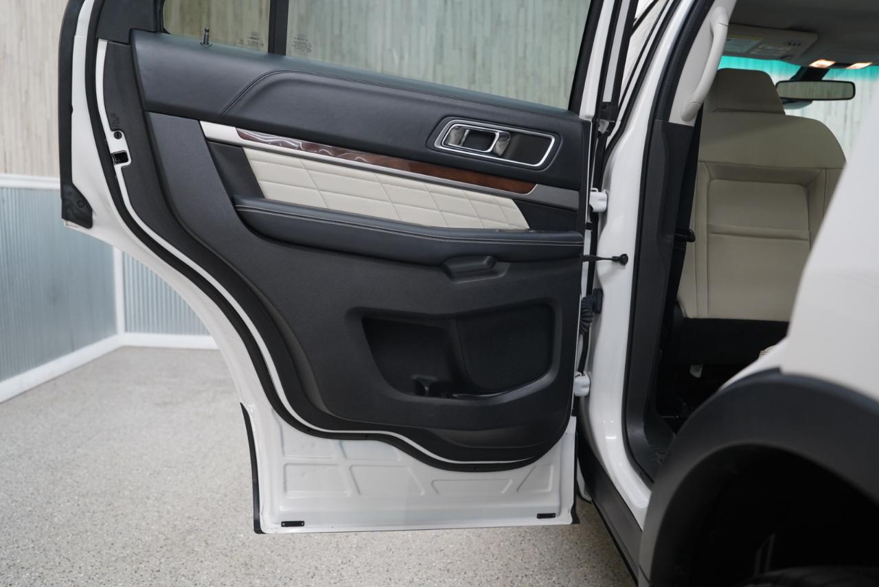 Ford Explorer 4WD 4dr Platinum 2016