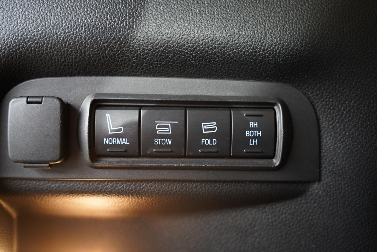 Ford Explorer 4WD 4dr Platinum 2016