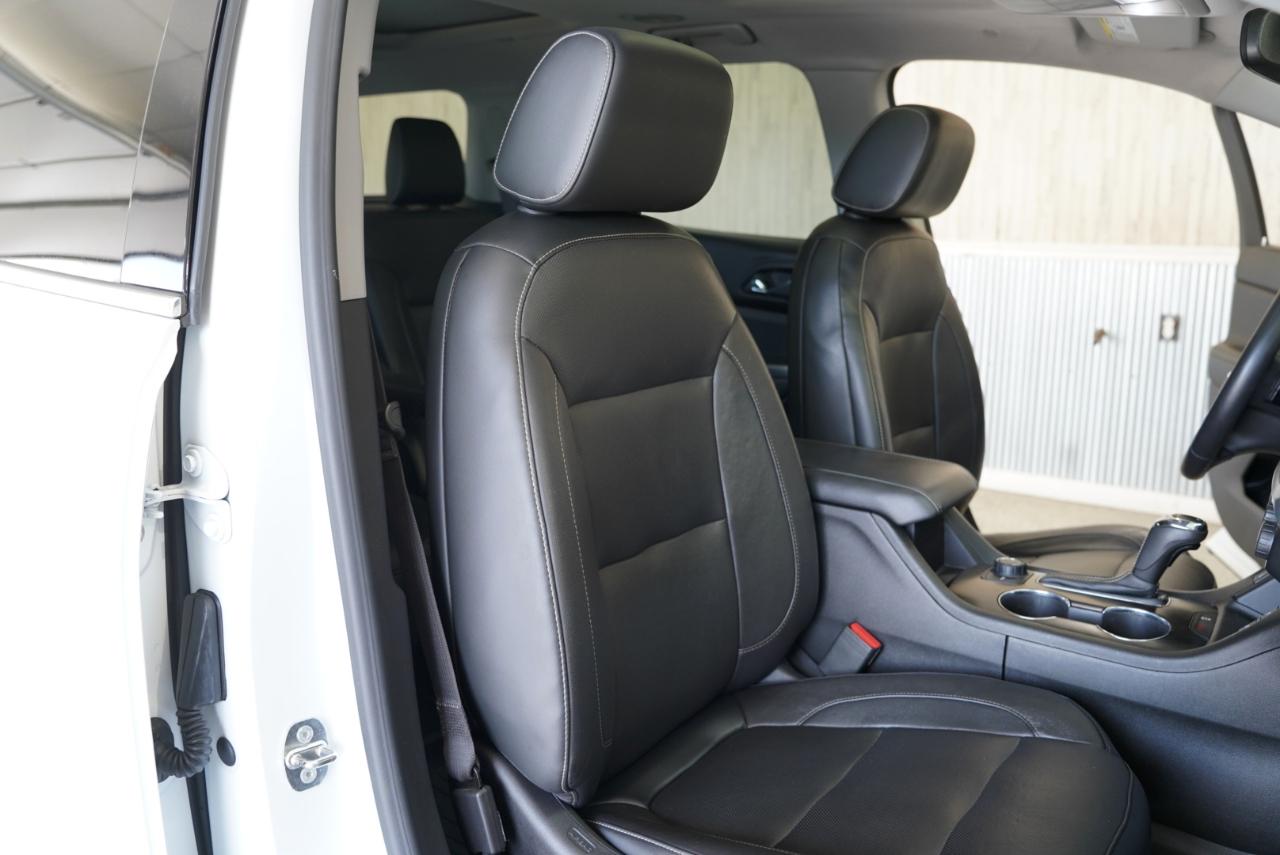 GMC Acadia FWD 4dr SLT w/SLT-1 2018