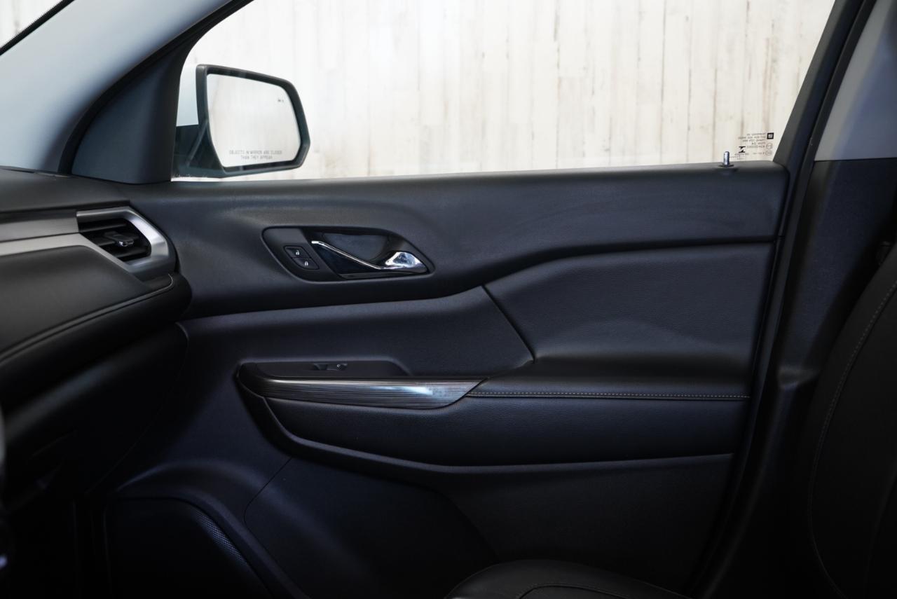 GMC Acadia FWD 4dr SLT w/SLT-1 2018